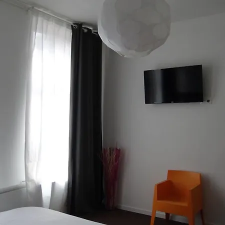Nationale Apartmanhotel 3*